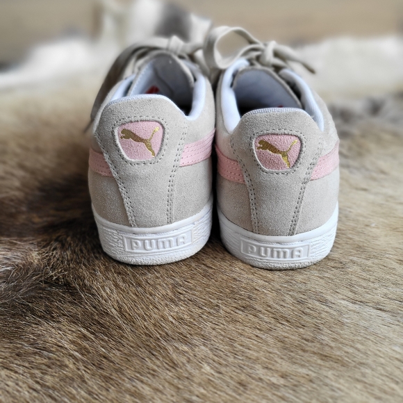 Puma Clyde Pink Stripe Tan Suede Sneakers Size 8.5 - Picture 3 of 9